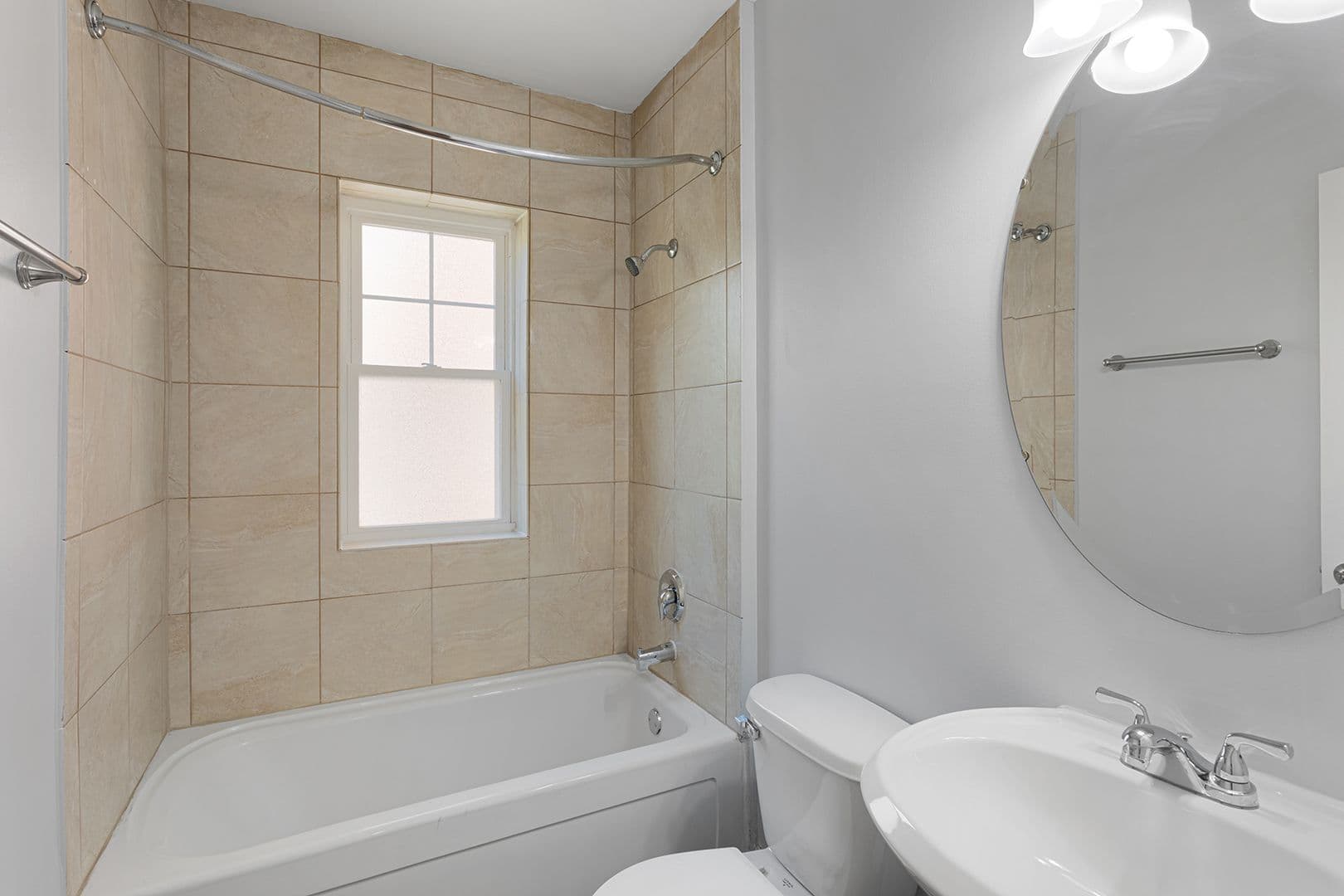 Chicago Apartment: 7722-7734 N Ashland Ave