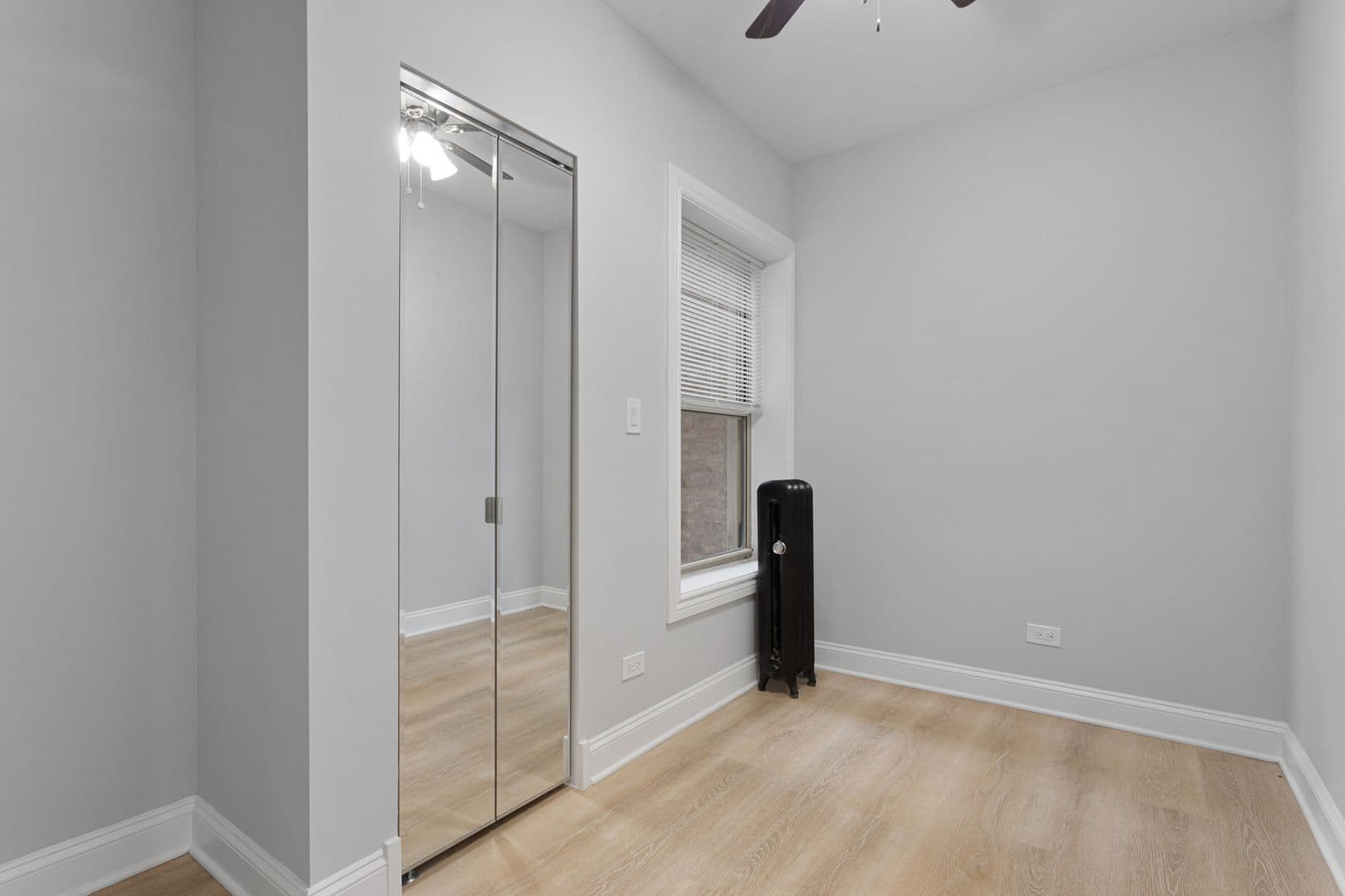 Chicago Apartment: 1627-35 W Chase Ave.