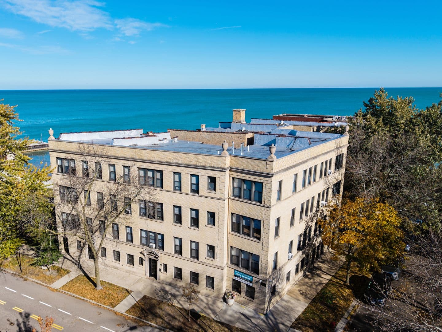 Chicago Apartment: 1310-20 W Birchwood Ave & 7501-07 N Eastlake Ter
