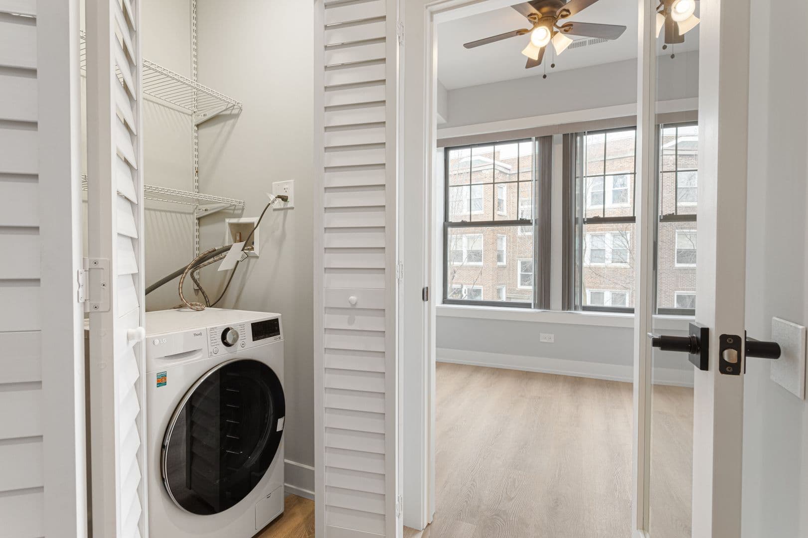 Chicago Apartment: 7642-48 N Eastlake Terrace