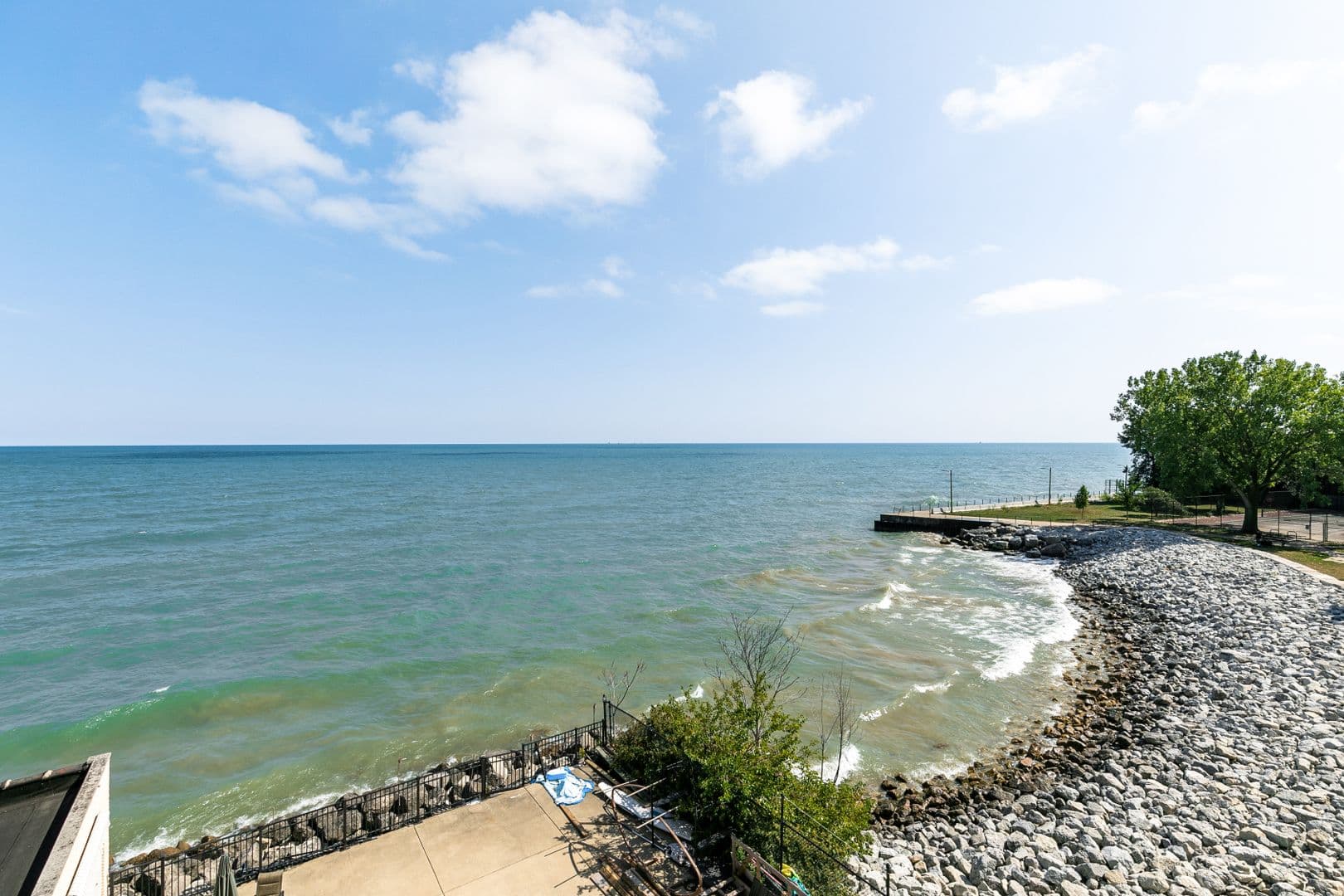 Chicago Apartment: 7729-31 N Eastlake Terrace
