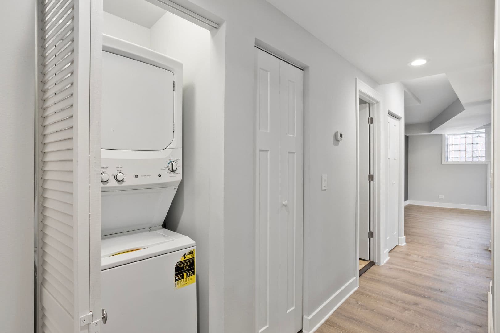 Chicago Apartment: 7357-67 N Ashland Ave