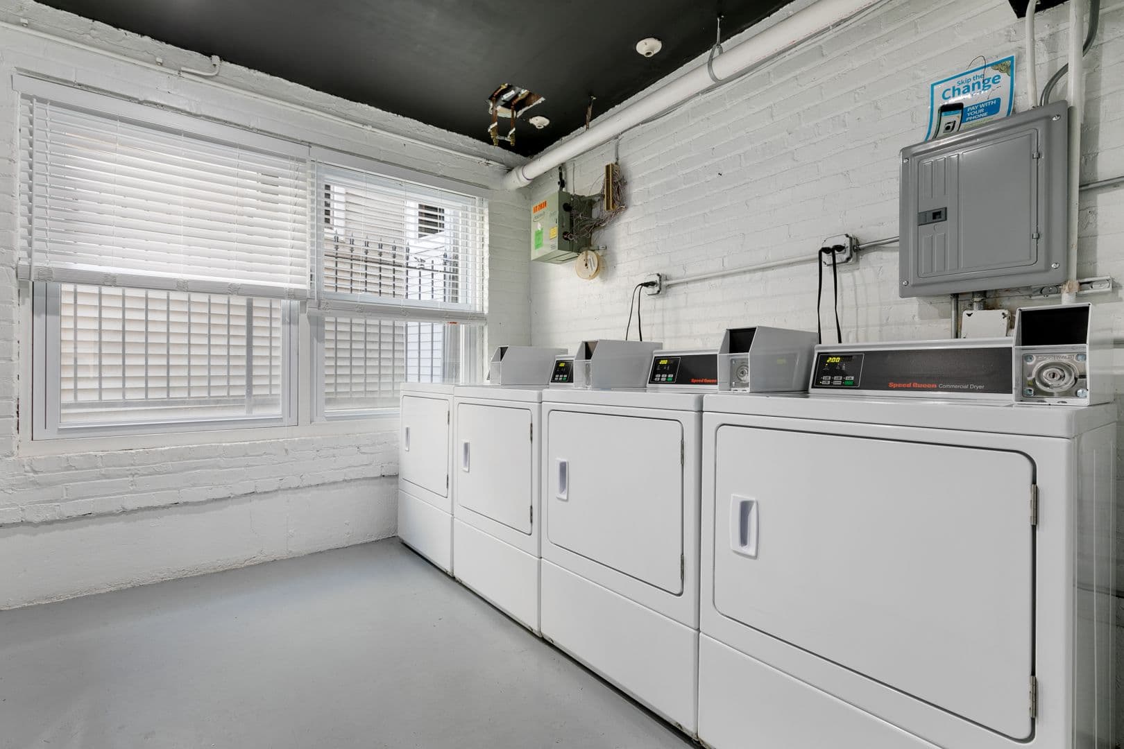Chicago Apartment: 7630 - 38 N Eastlake Ter