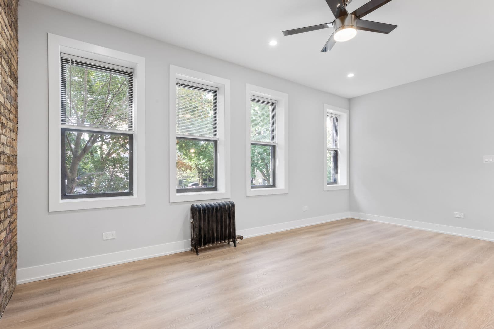 Chicago Apartment: 1310-20 W Birchwood Ave & 7501-07 N Eastlake Ter