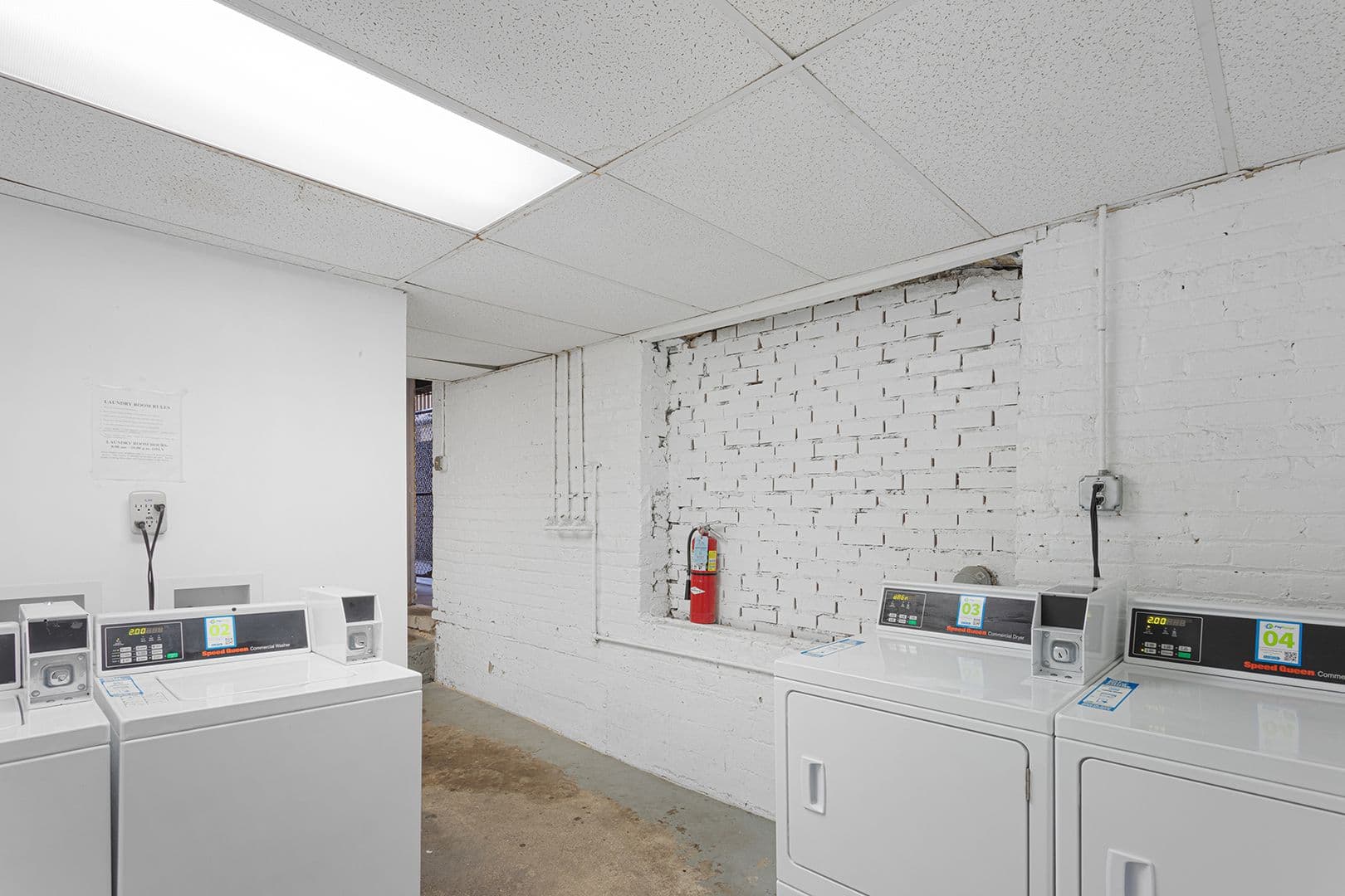 Chicago Apartment: 1722-24 W Juneway Terrace
