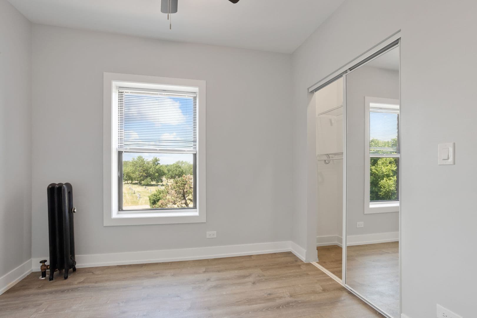 Chicago Apartment: 1700-08 W Juneway Terrace