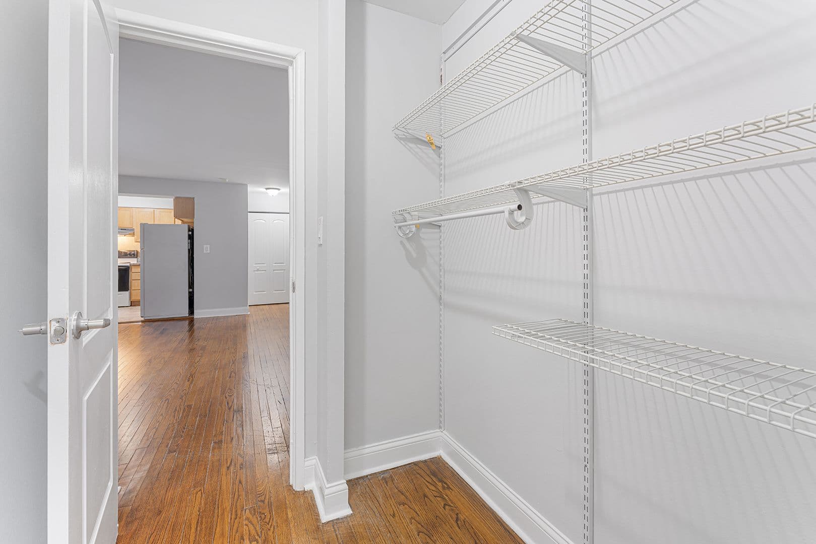 Chicago Apartment: 6001 N Kenmore Avenue