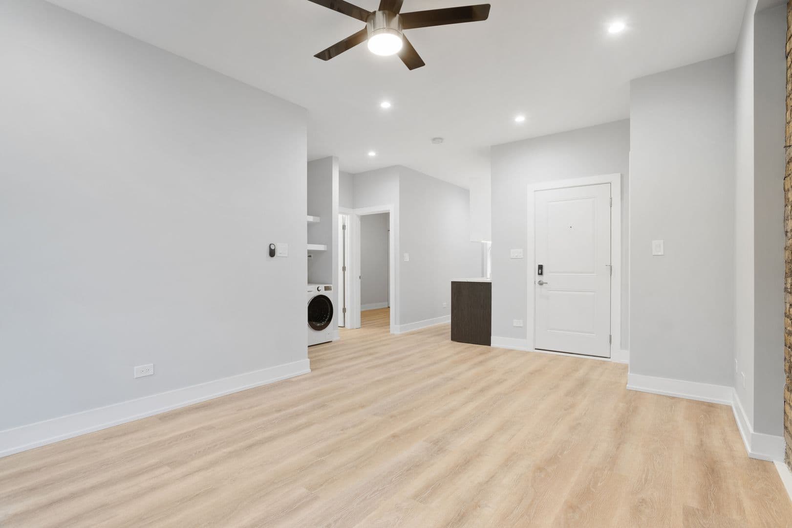 Chicago Apartment: 1310-20 W Birchwood Ave & 7501-07 N Eastlake Ter