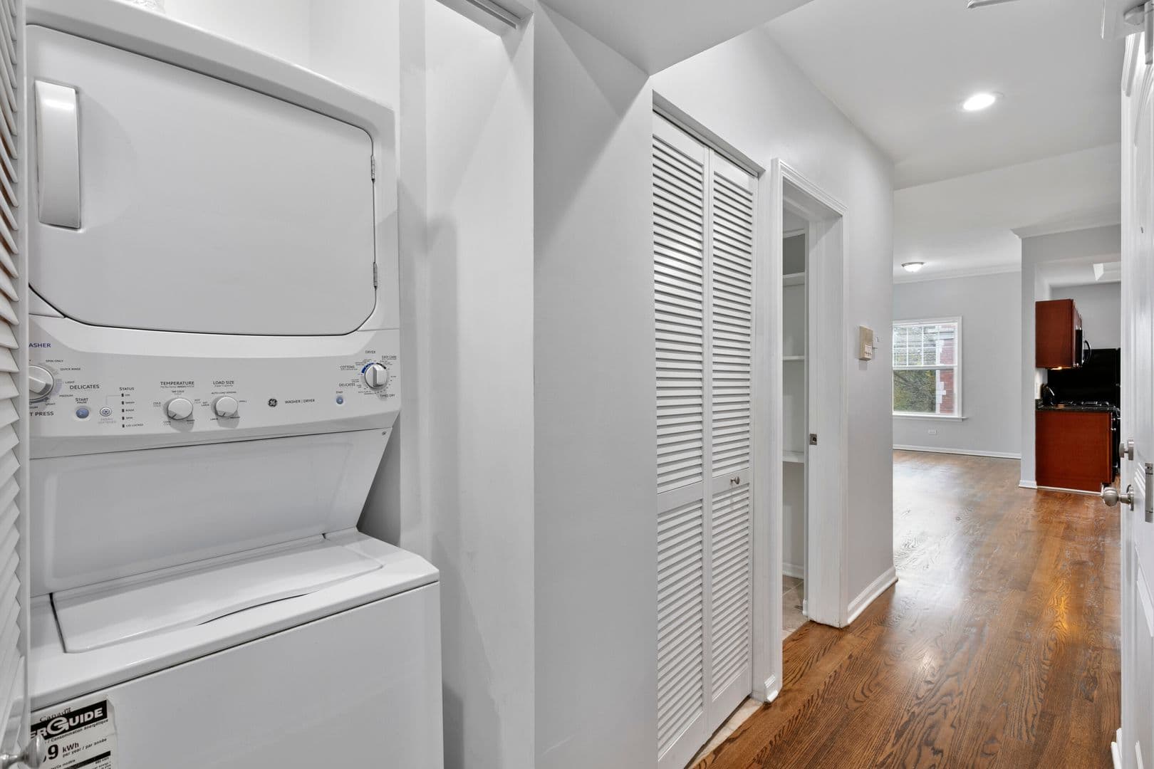 Chicago Apartment: 7722-7734 N Ashland Ave