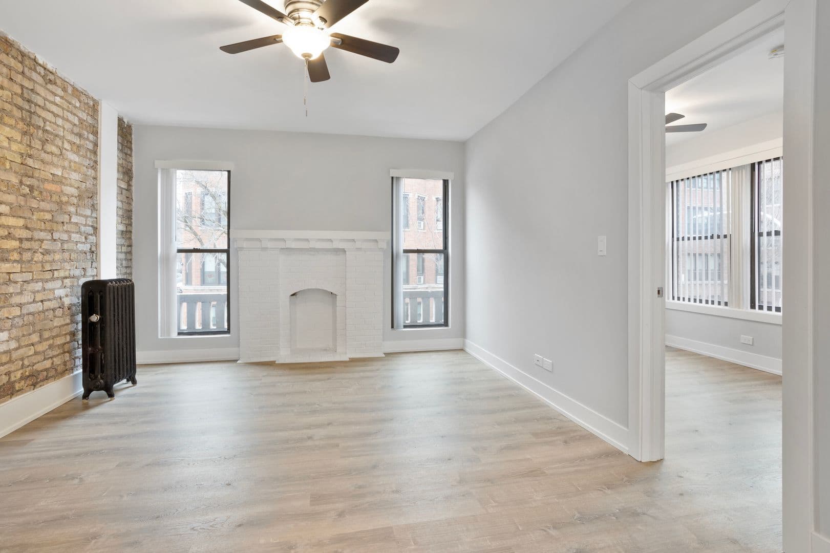 Chicago Apartment: 1649-1655 W. Jonquil