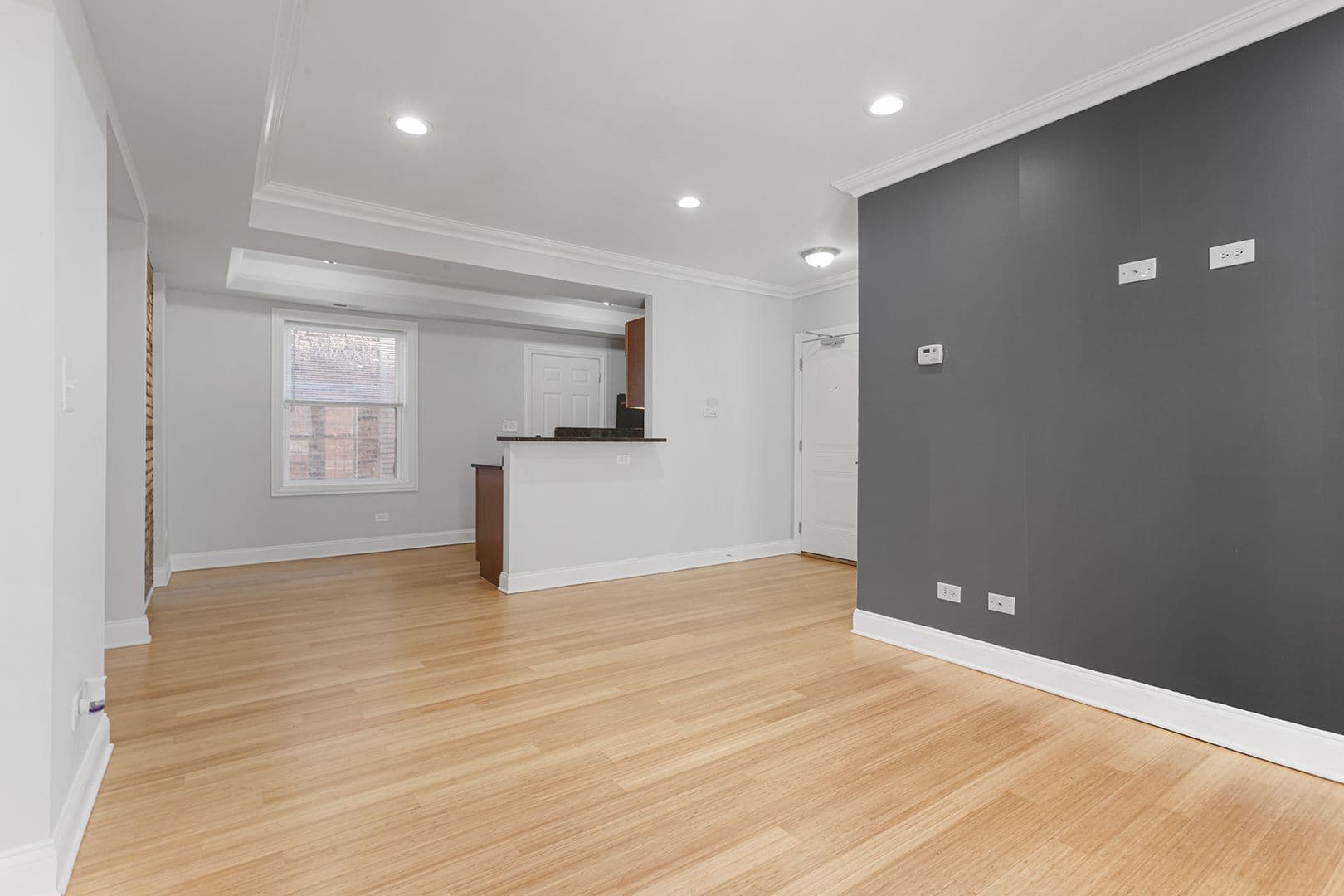 Chicago Apartment: 7722-7734 N Ashland Ave