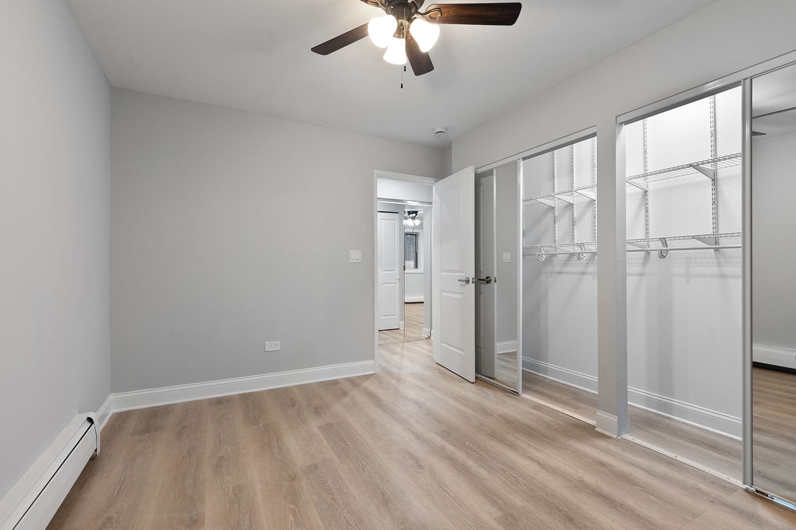 Chicago Apartment: 6758 N. Sheridan Rd.