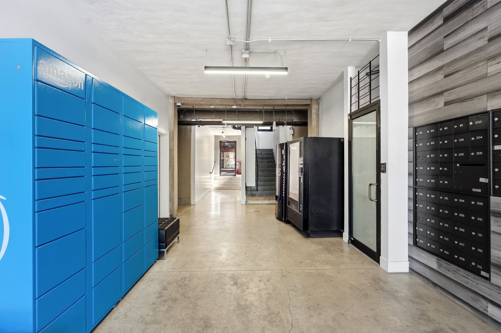 Chicago Apartment: 7645 N Sheridan Rd