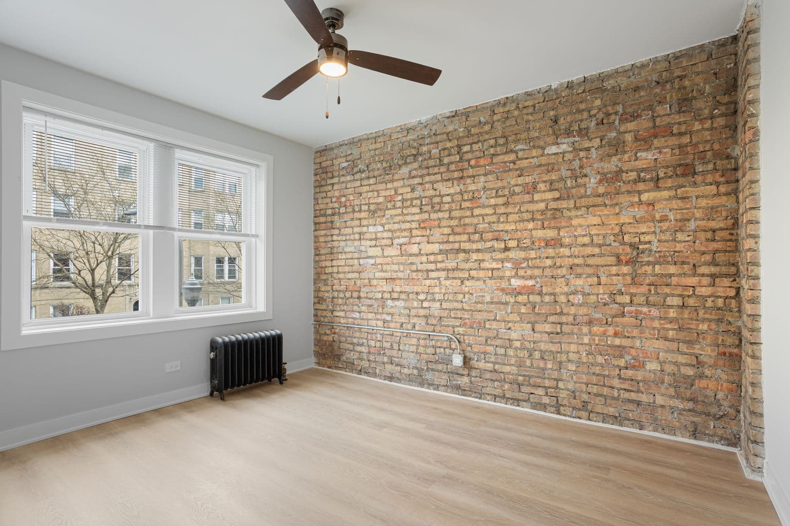 Chicago Apartment: 7381-89 N. Damen Ave