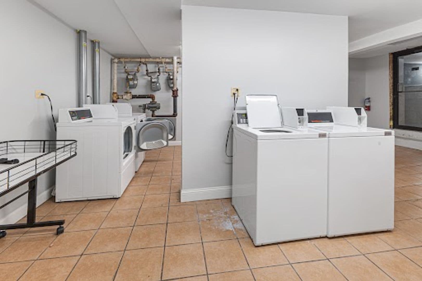 Chicago Apartment: 7736-42 N Ashland Ave