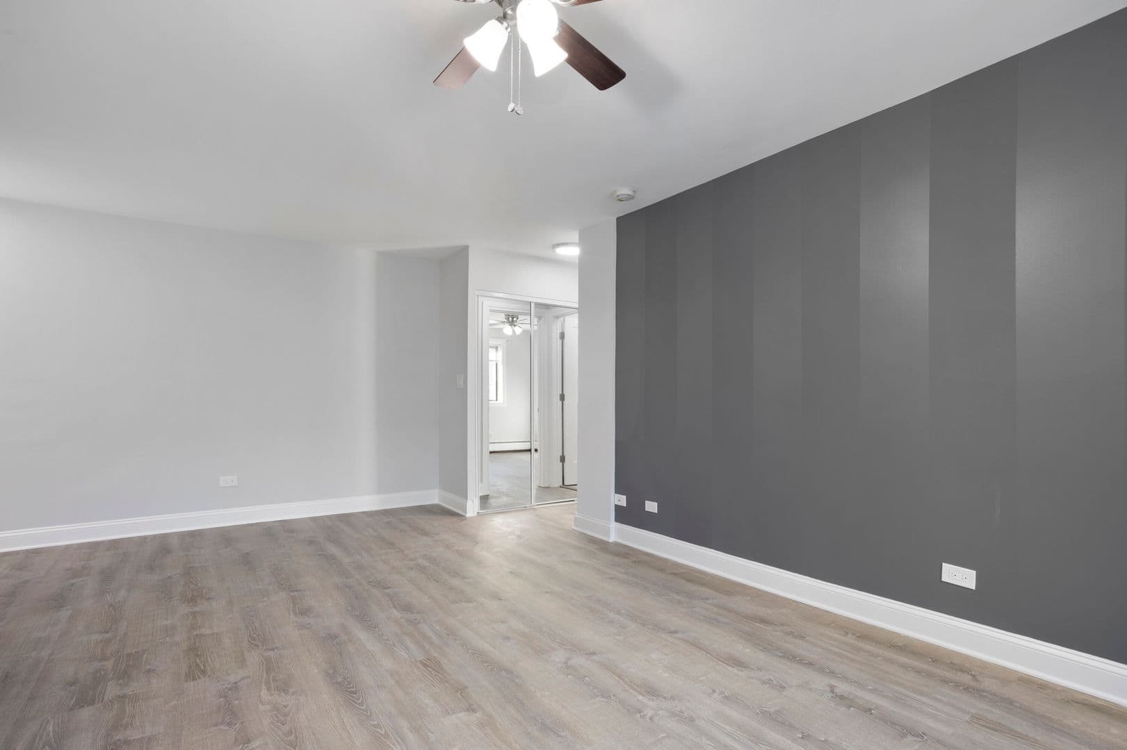 Chicago Apartment: 6758 N. Sheridan Rd.