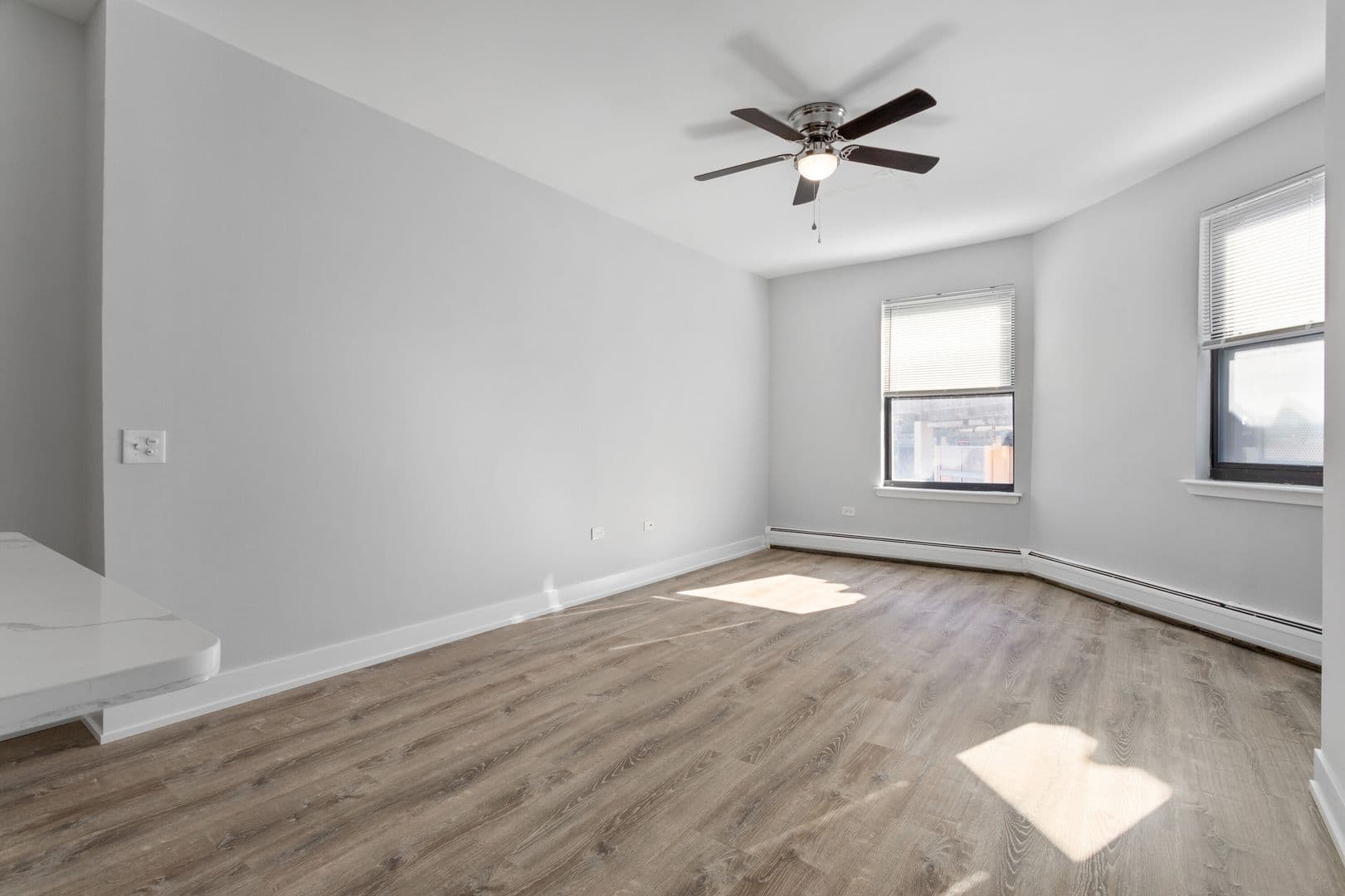 Chicago Apartment: 1625 W Howard