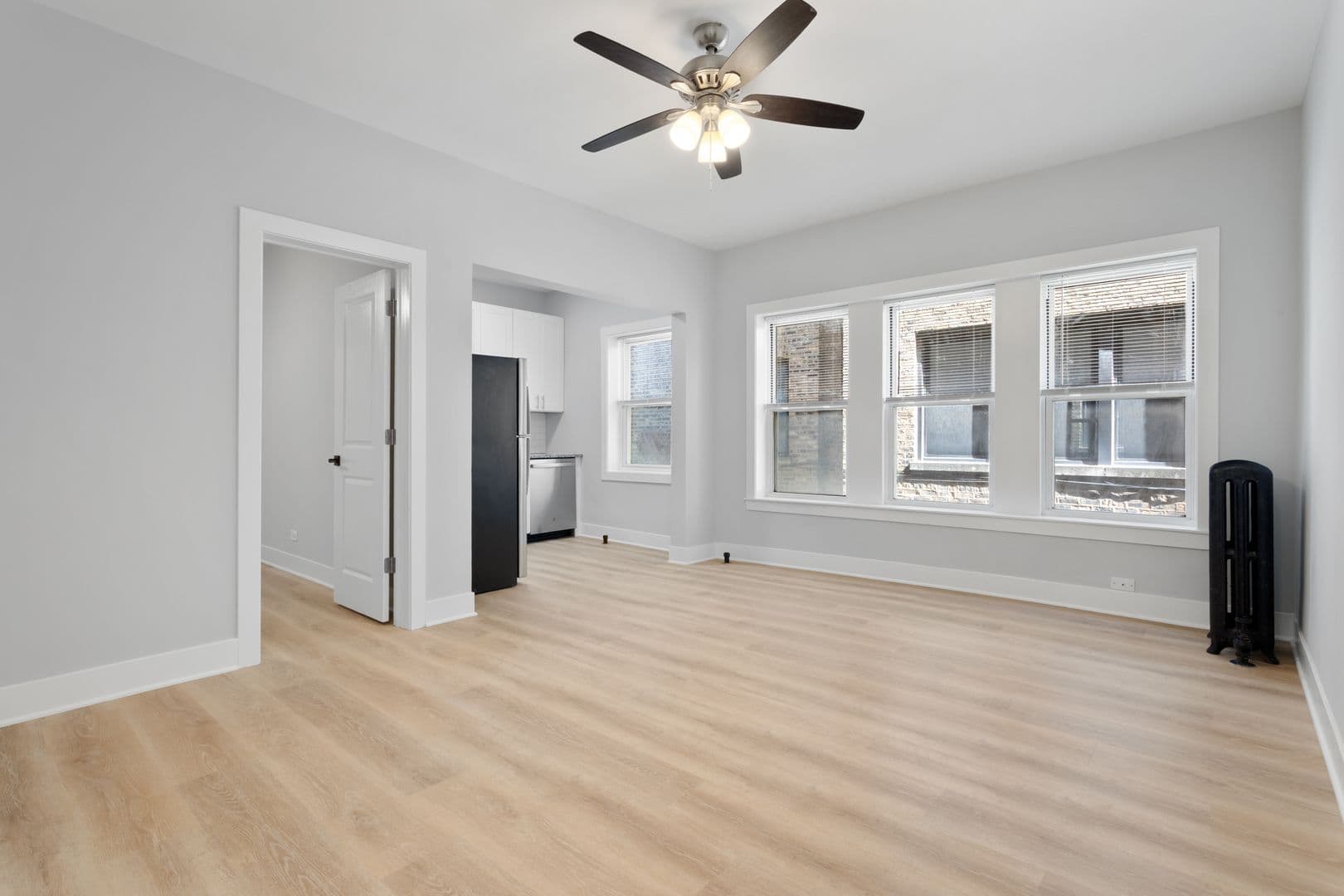 Chicago Apartment: 7600 N Sheridan Road