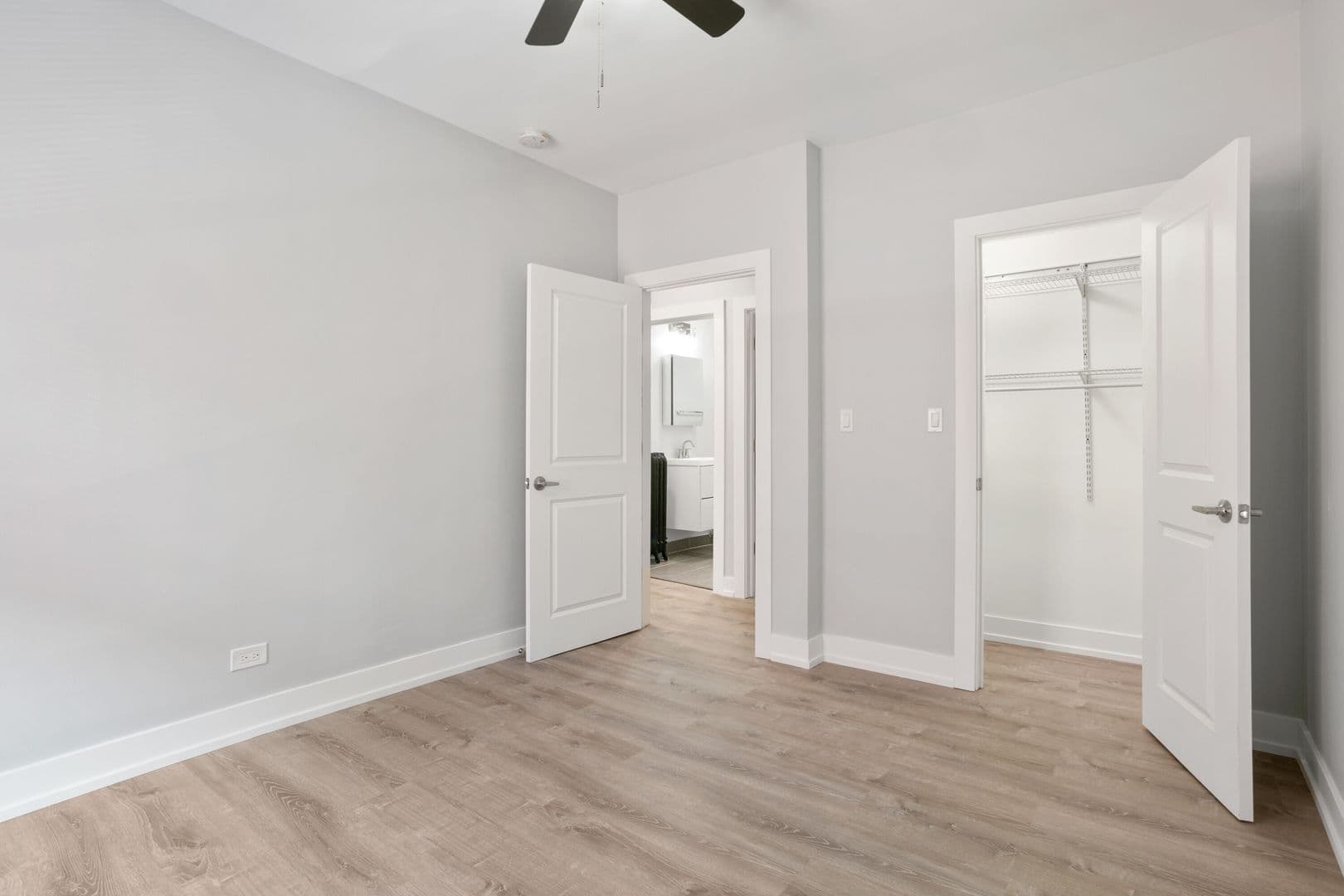 Chicago Apartment: 1700-08 W Juneway Terrace