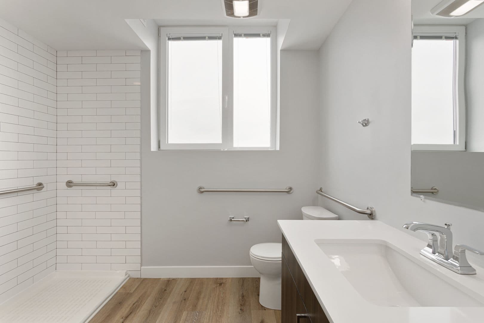 Chicago Apartment: 1531 W Howard Street