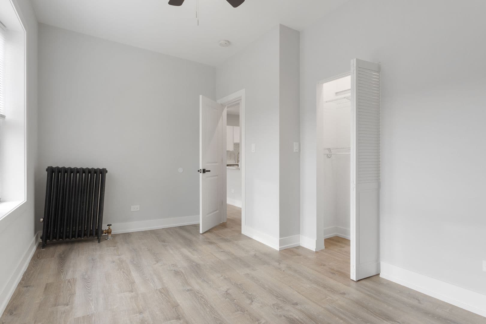 Chicago Apartment: 7417-27 N Clark