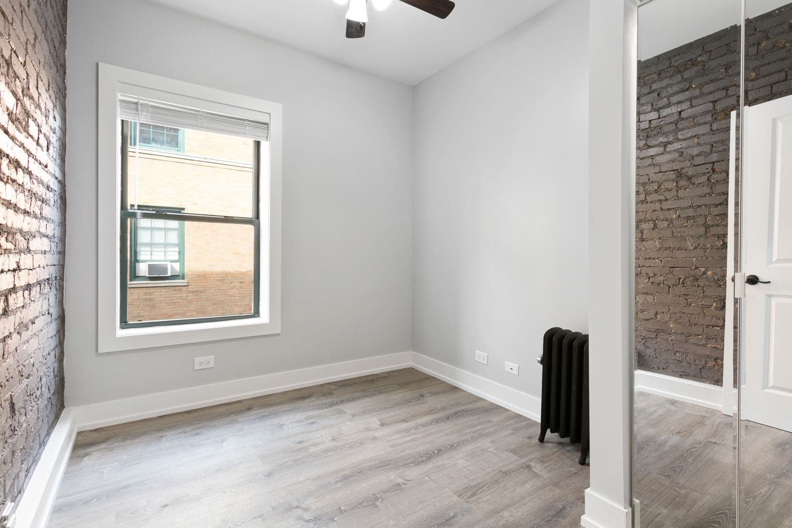 Chicago Apartment: 7736-42 N Eastlake Terrace