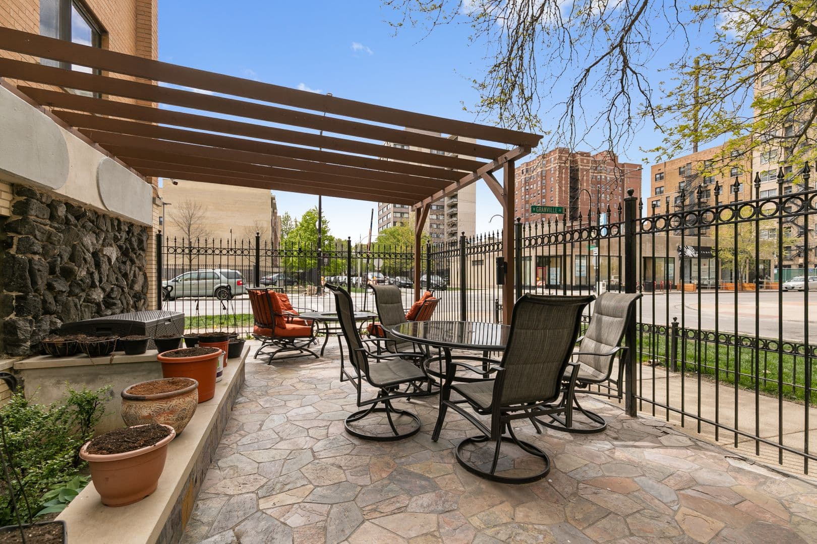 Chicago Apartment: 6201 N Kenmore Ave