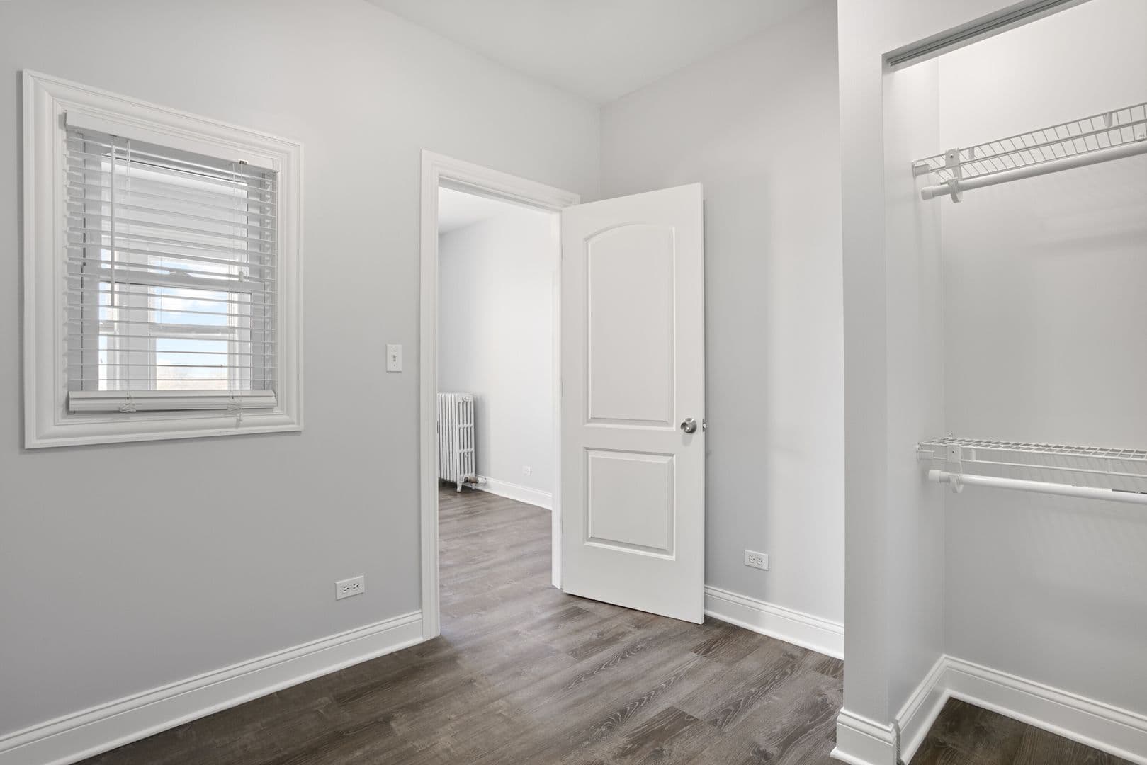 Chicago Apartment: 1608 W Sherwin Ave