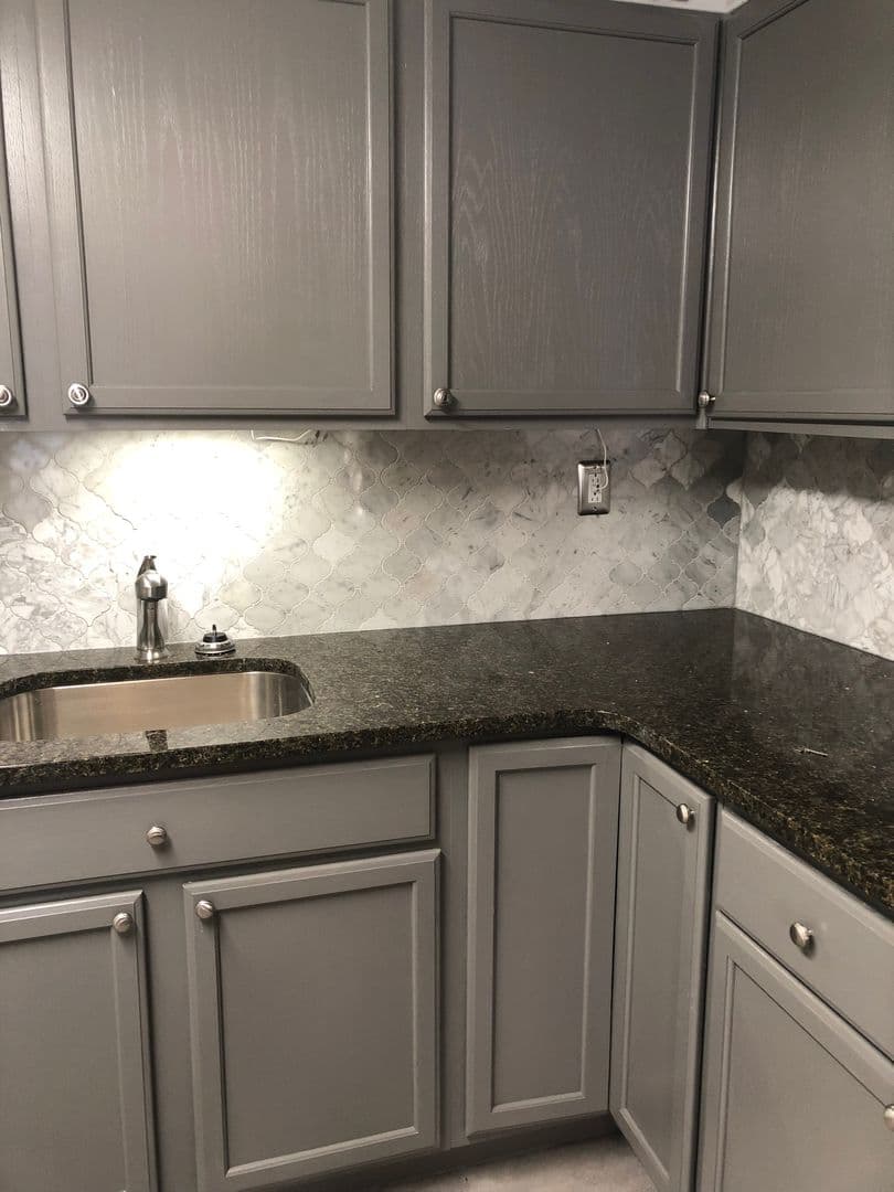 Hickory Apartment: 426 2nd Ave SE