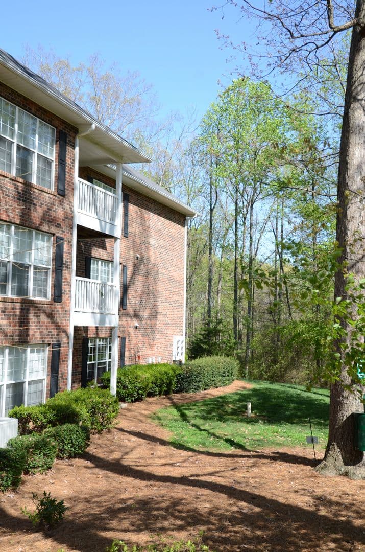 Greensboro Apartment: 2505 Fairfax Road