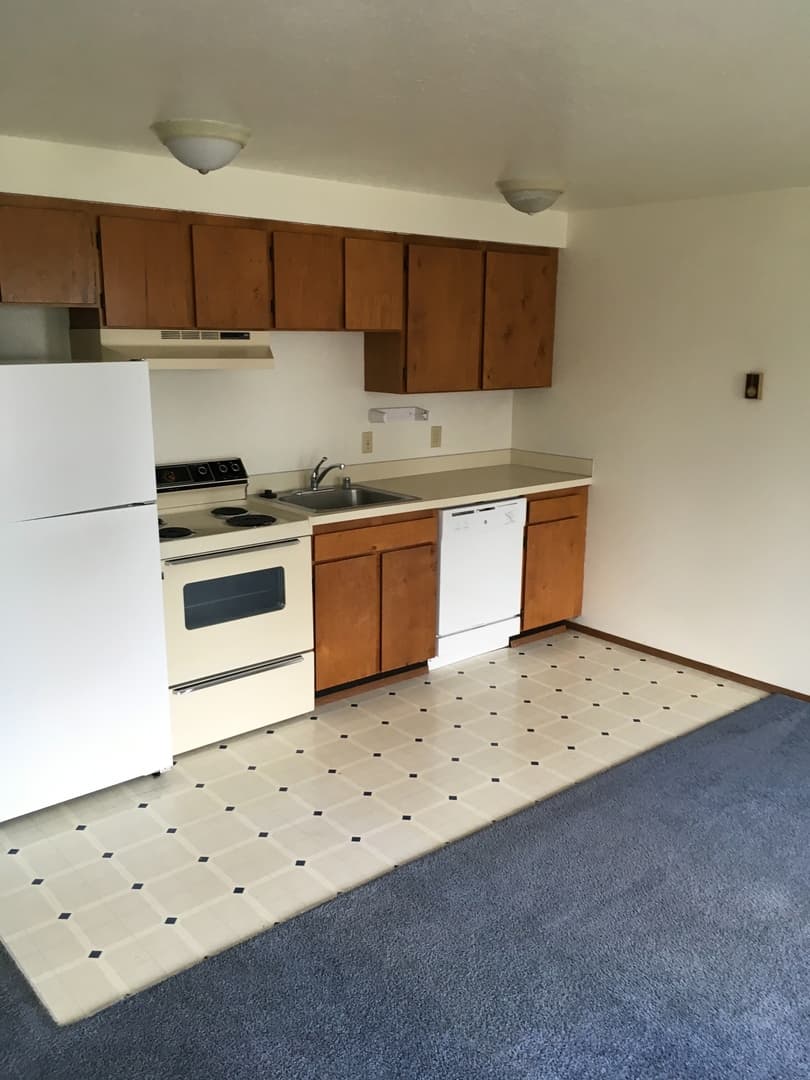 Bellingham Apartment: 816 24th St