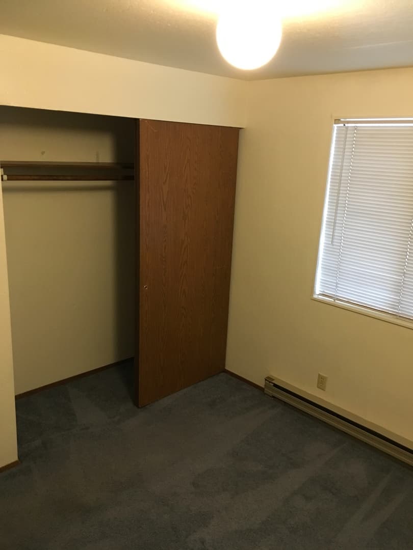 Bellingham Apartment: 816 24th St