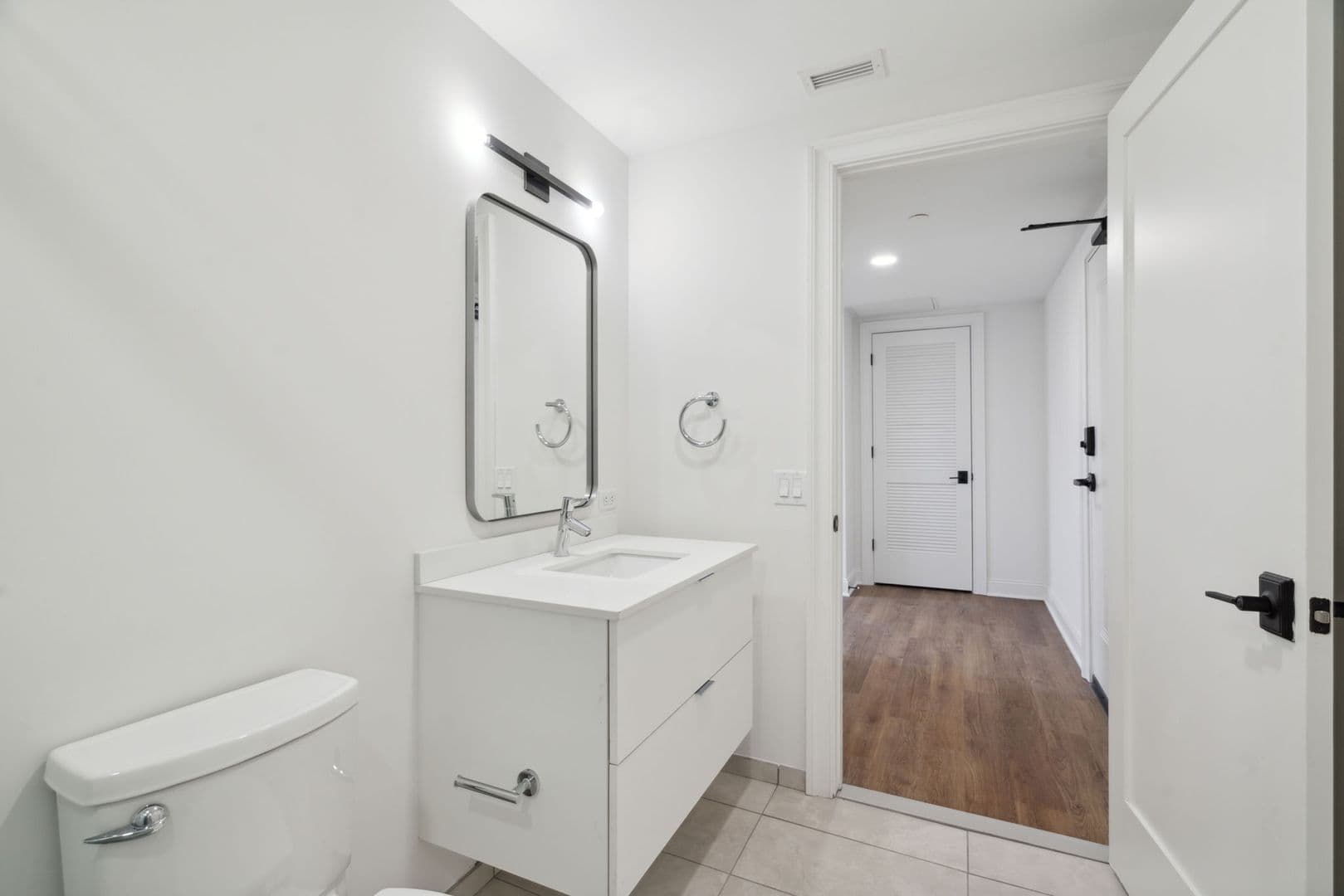 Philadelphia Apartment: 301 South 19th Street