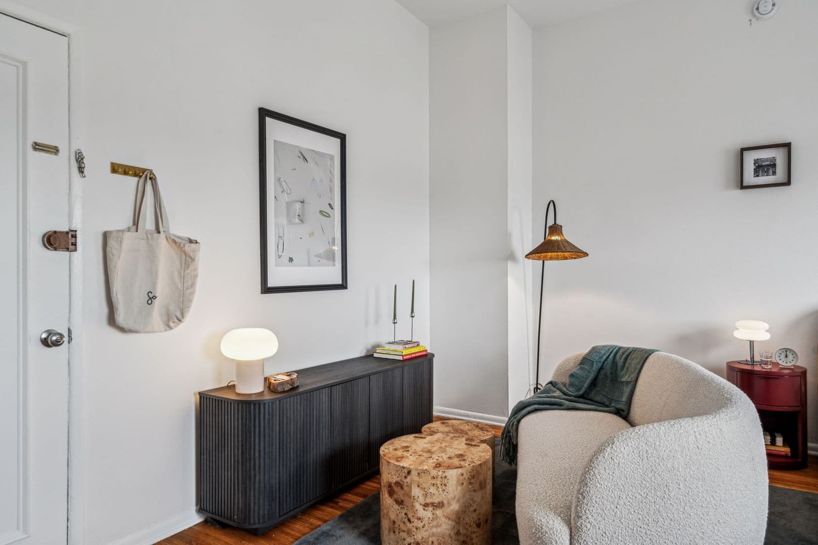 Philadelphia Apartment: 1720 Lombard Street