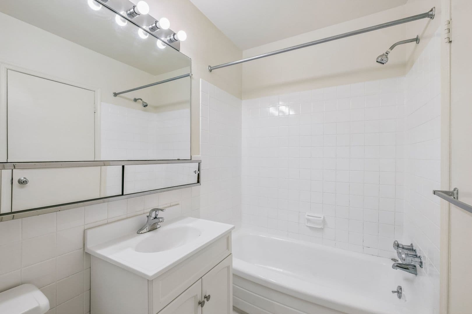 Bala Cynwyd Apartment: 1 Montgomery Ave
