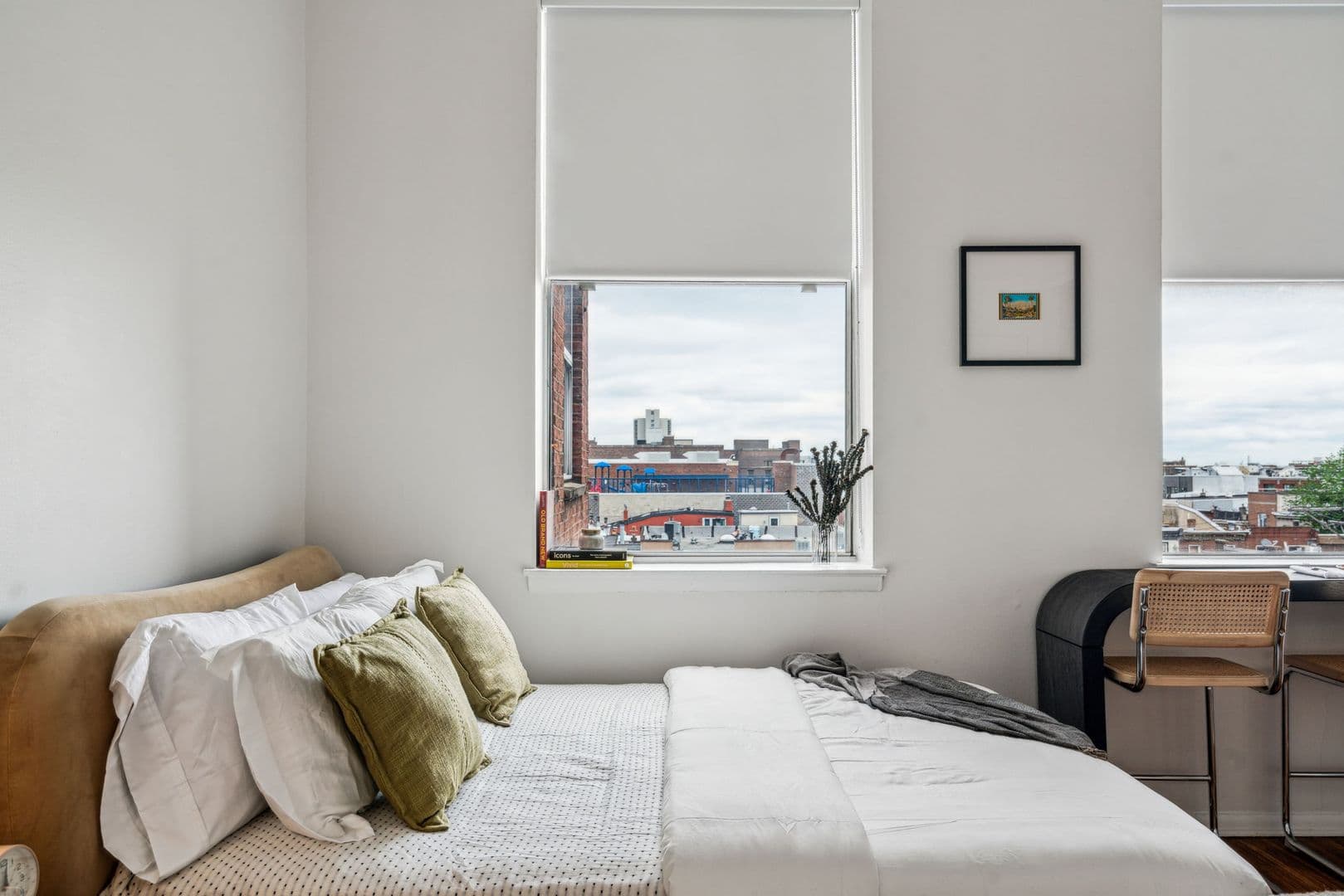 Philadelphia Apartment: 1720 Lombard Street