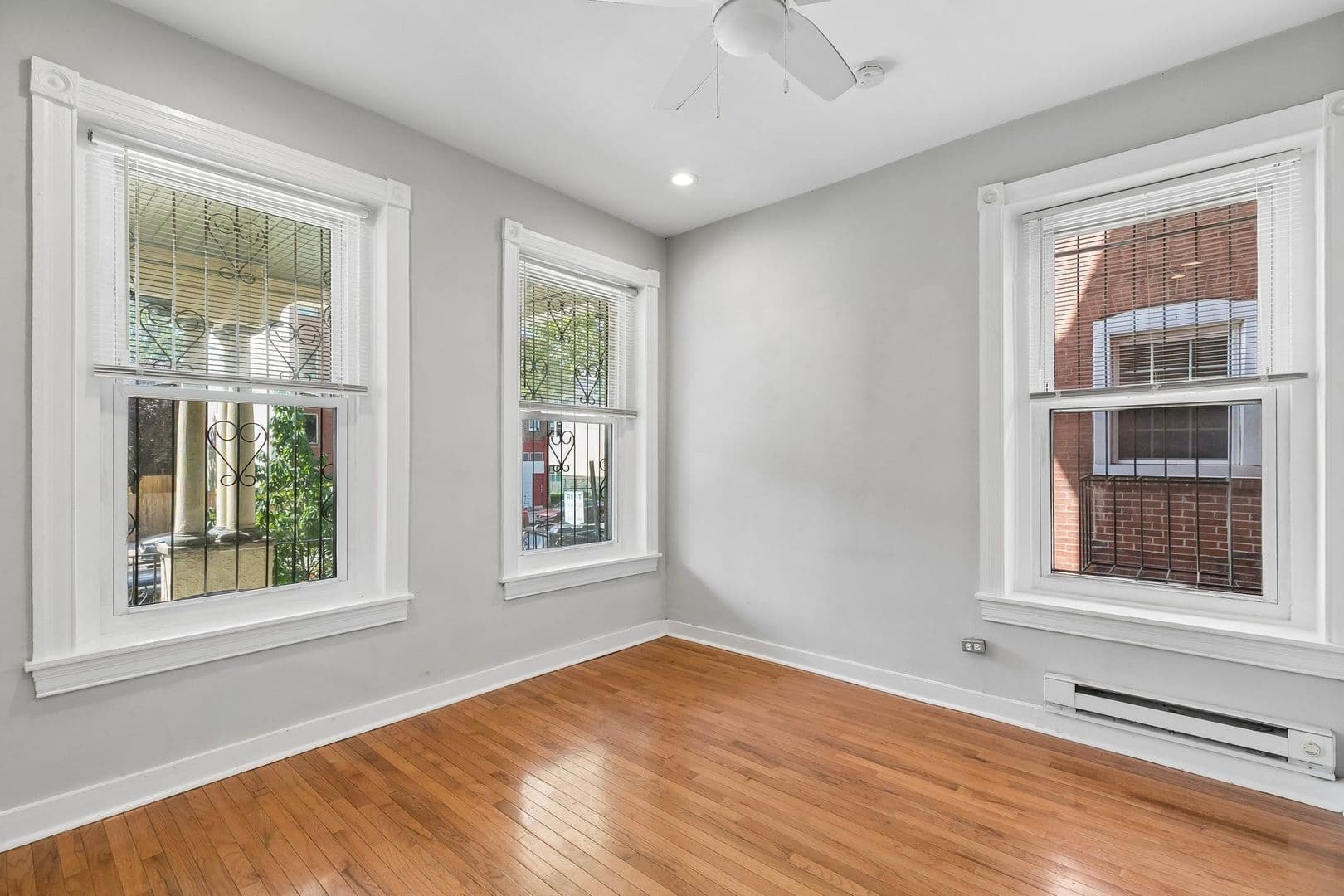 Philadelphia Apartment: 4815 Baltimore Avenue
