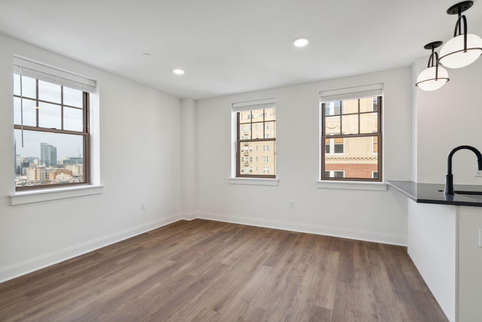 Philadelphia Apartment: 301 South 19th Street