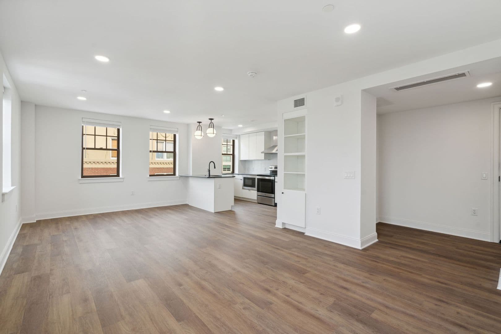 Philadelphia Apartment: 301 South 19th Street