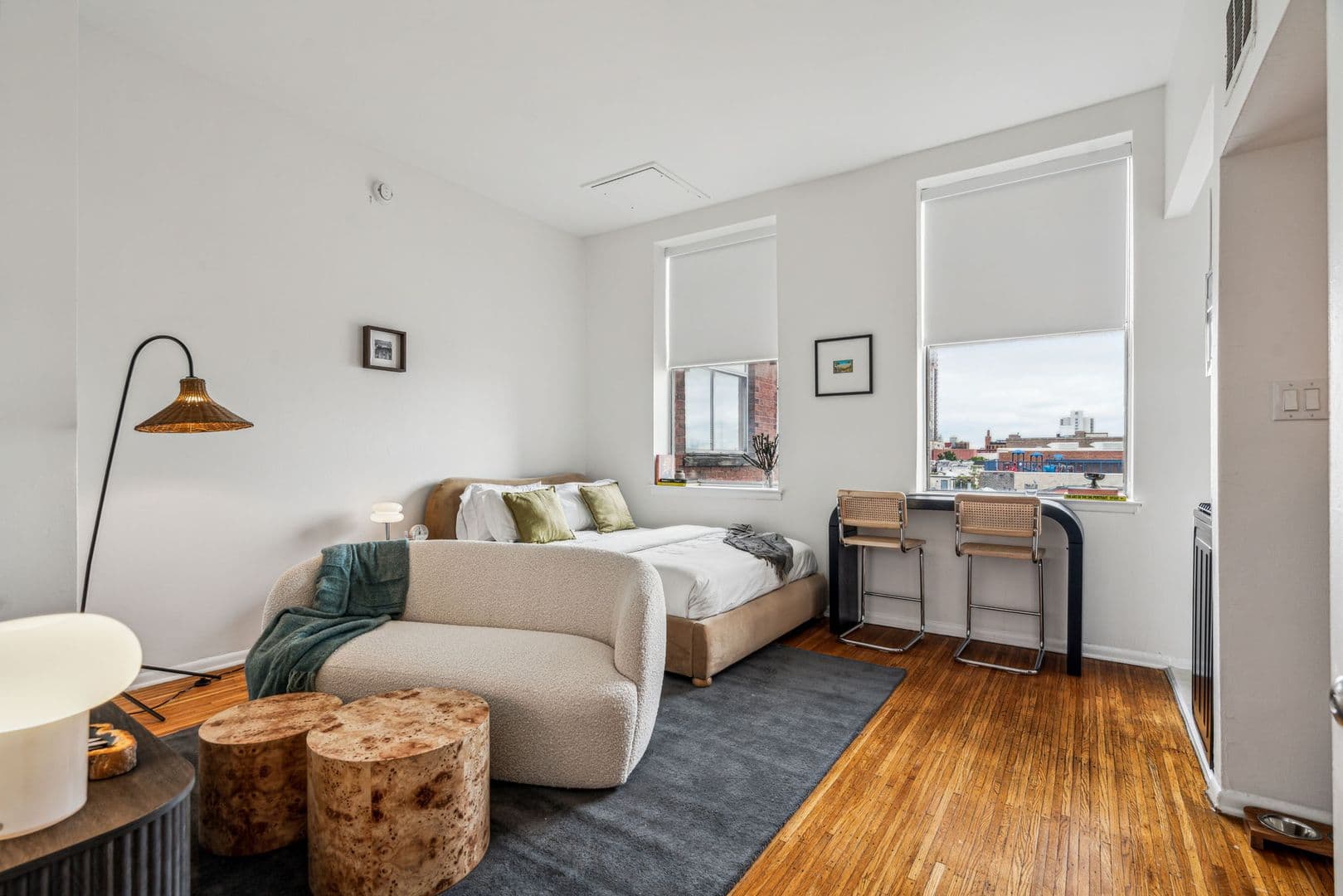 Philadelphia Apartment: 1720 Lombard Street