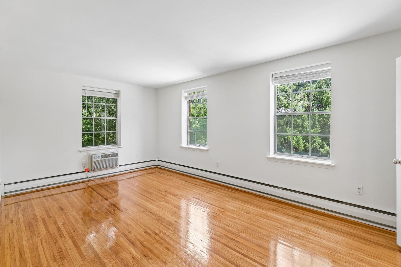 Ardmore Apartment: 101 Mill Creek Rd