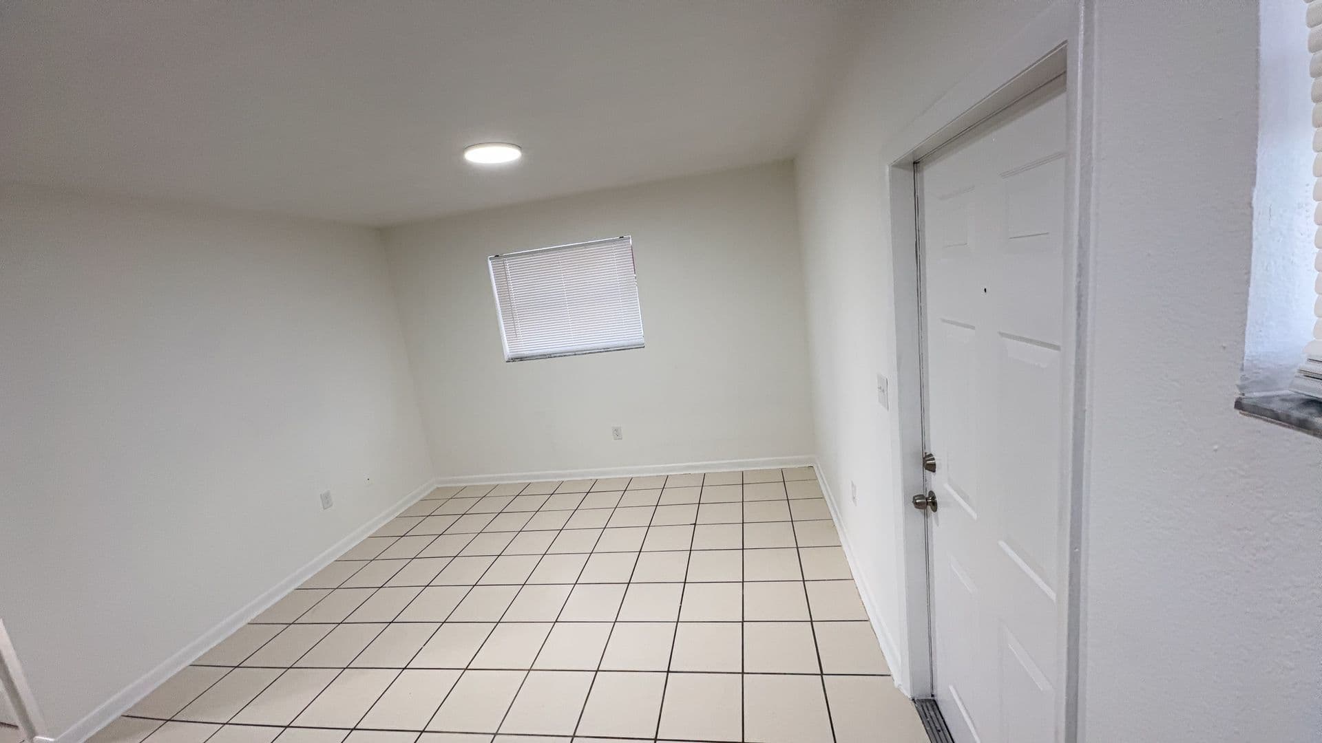 Hialeah Apartment: 120 W 28 Street