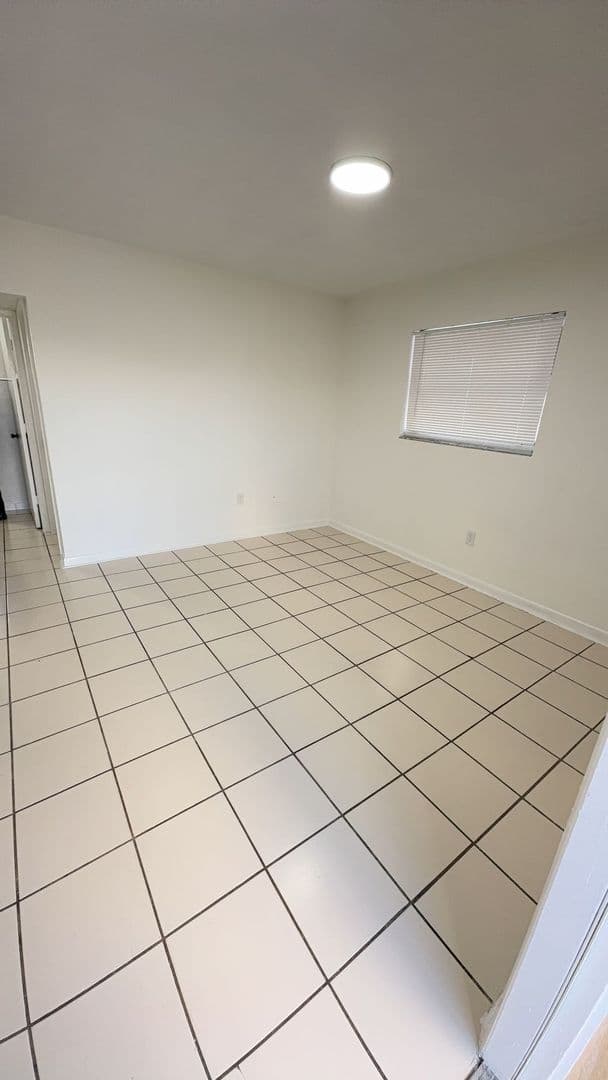 Hialeah Apartment: 120 W 28 Street