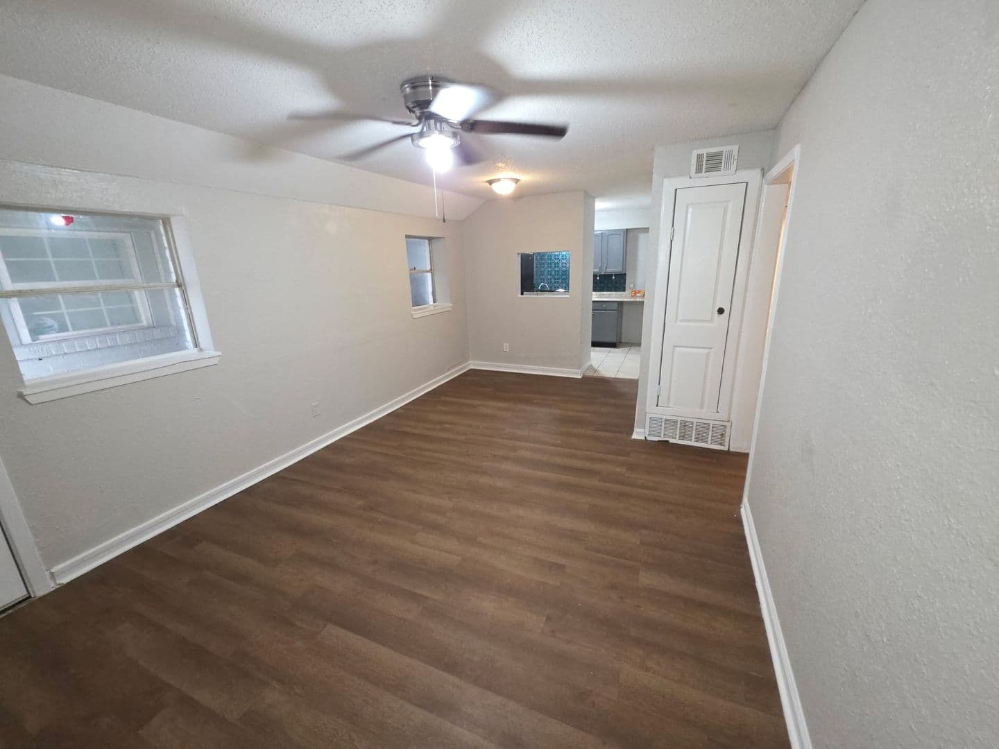 Memphis Apartment: 972-336 Peabody/S Dudley
