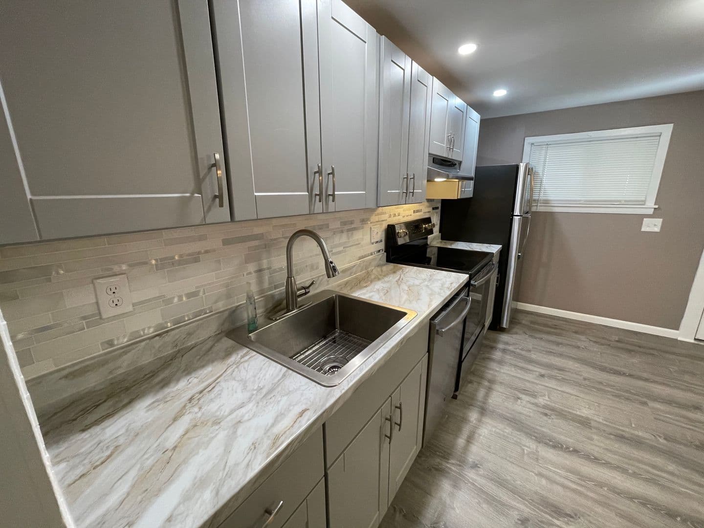 Gardner Apartment: 14 Marquette St