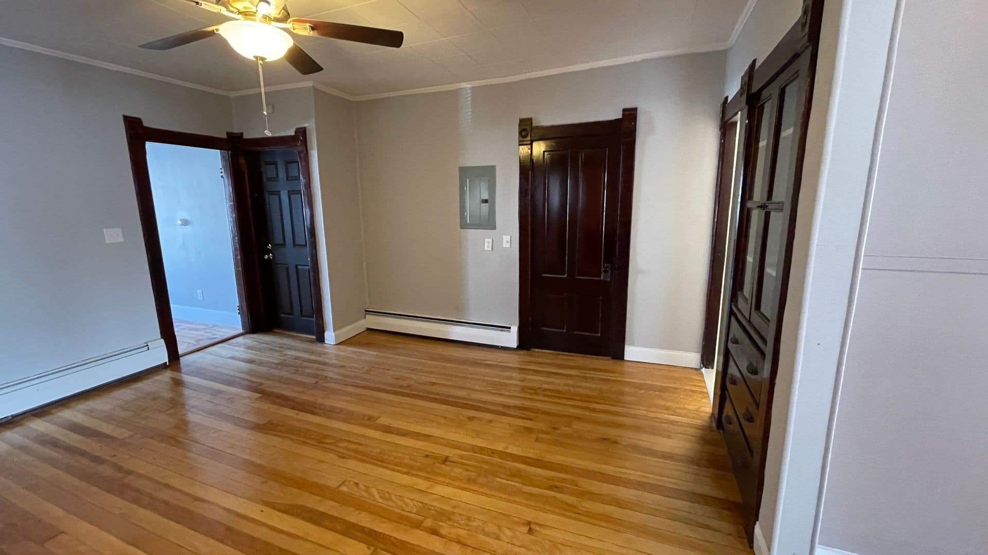 Gardner Apartment: 316 Parker Street