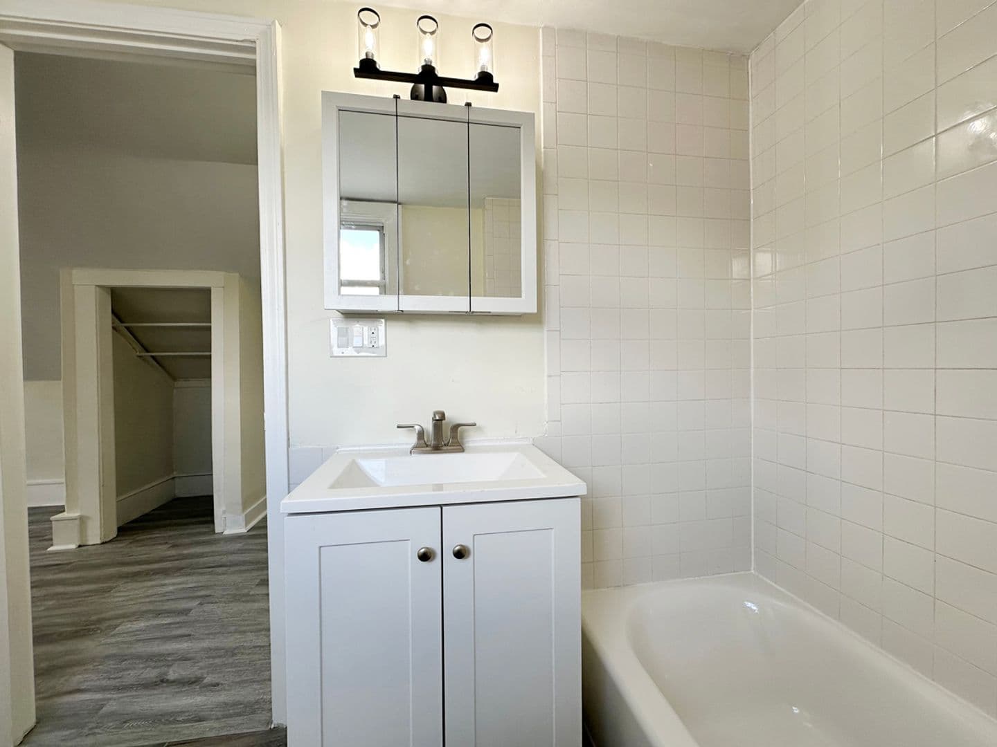 Fitchburg Apartment: 1008 Main Street