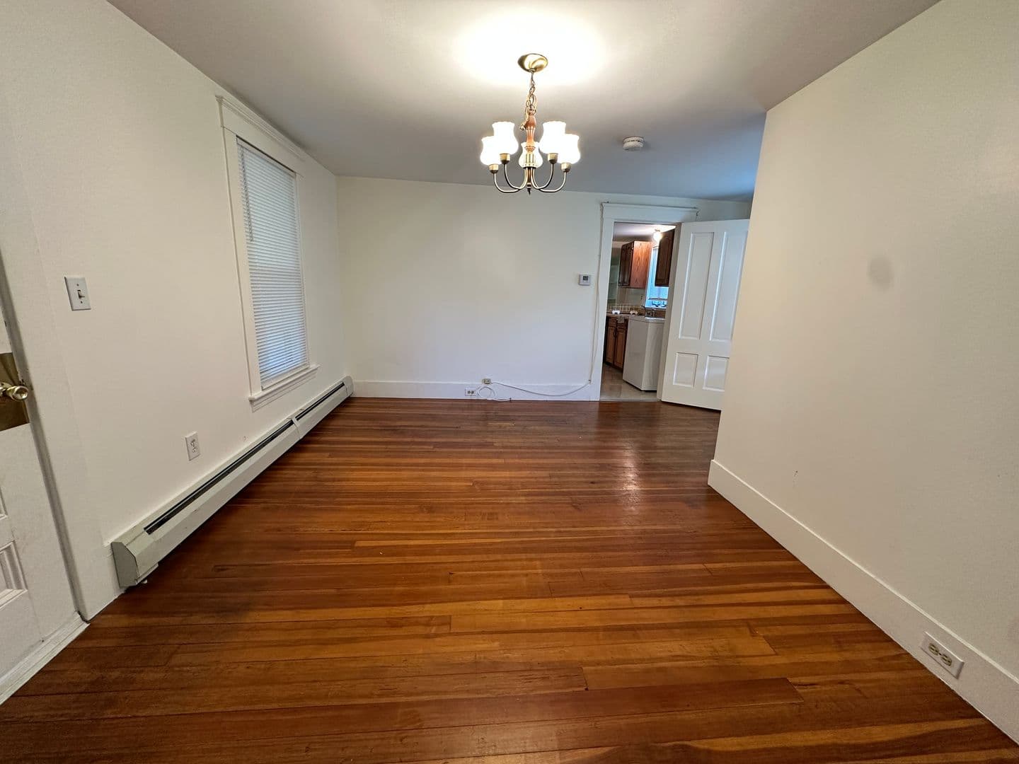 Leominster Apartment: 206 Exchange Street