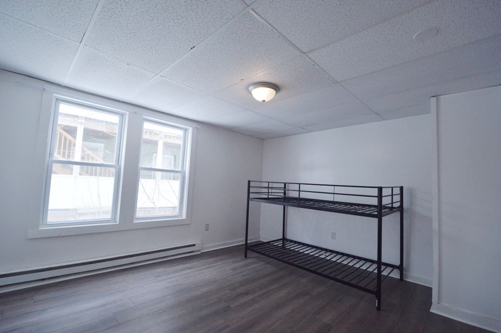 Gardner Apartment: 191 Main Street