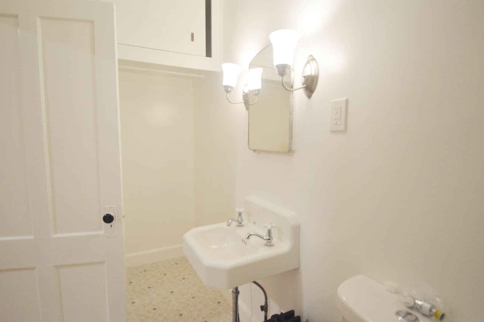 Fitchburg Apartment: 487-493 Fairmount Street